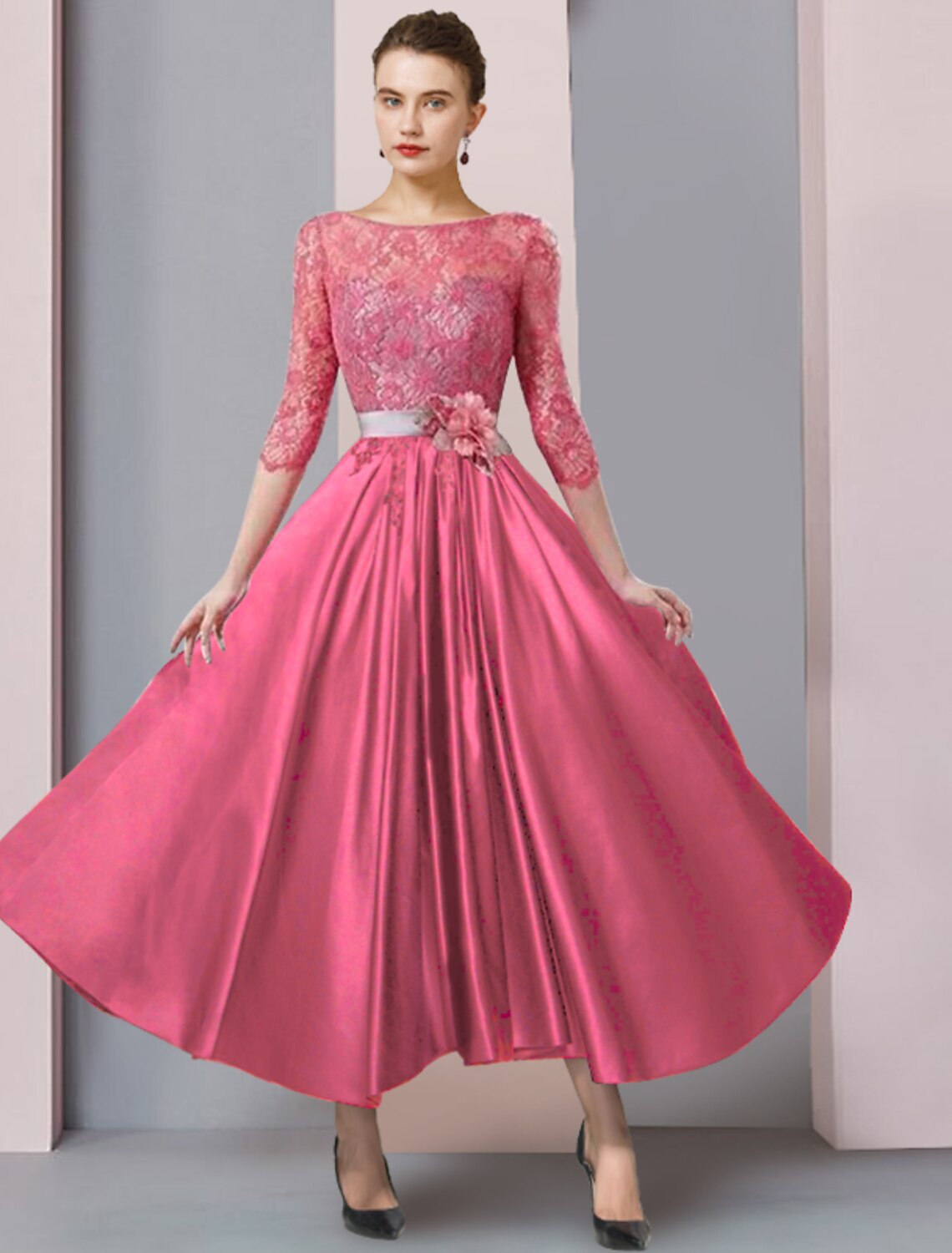 Abito da cerimonia per la madre della sposa, a trapezio, elegante, con scollo a barchetta, lunghezza tè, in raso e pizzo, a mezza manica, con fascia/fiocco e fiore